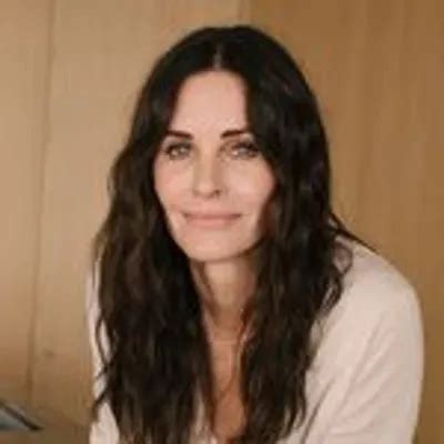 Courteney Cox (@courteneycoxofficial)